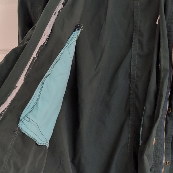 Men's Green Light Jacket - Picture 4 of 7